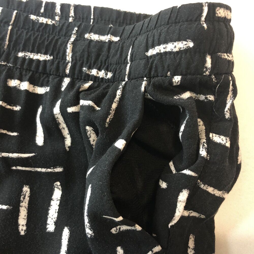 Old Navy Ankle Pants Women S Black Geo Rayon Drawstring Pockets Tapered Lounge - Picture 12 of 12